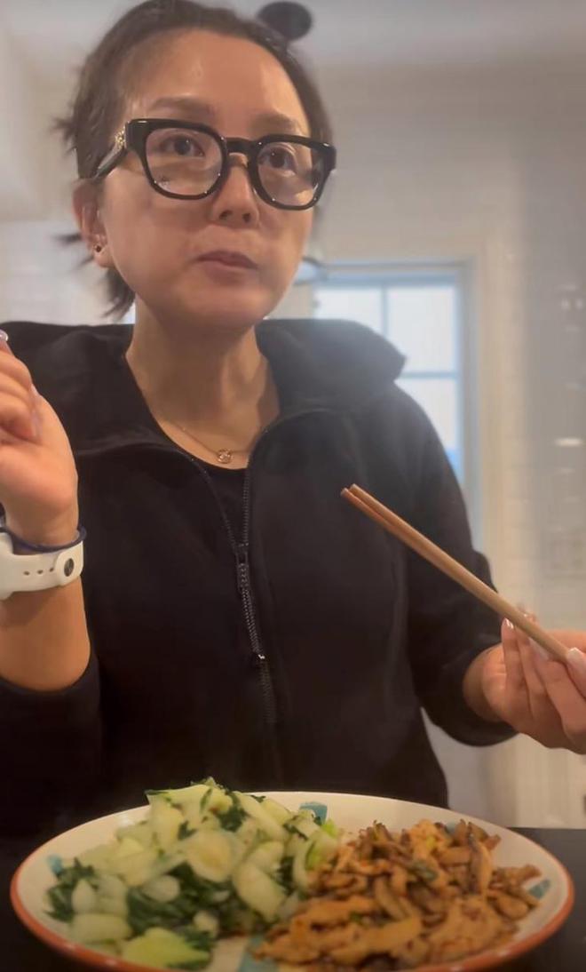 成包公舒淇满脸斑张予曦成无眉大侠凯发入口明星卸妆大变样杨超越黑(图14)