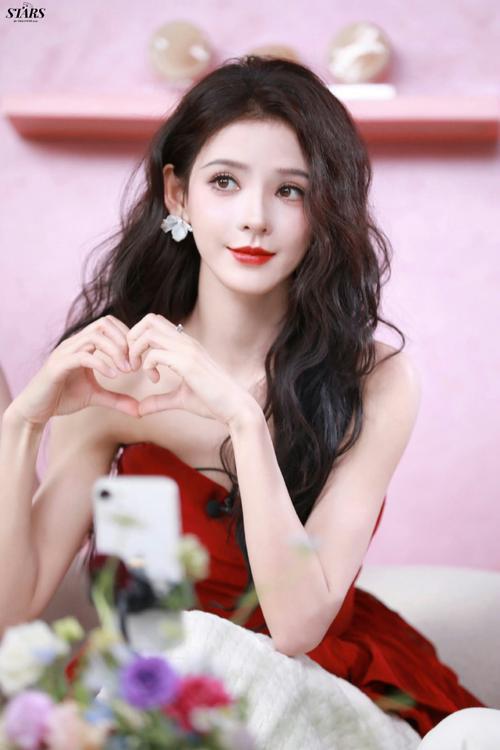 成包公舒淇满脸斑张予曦成无眉大侠凯发入口明星卸妆大变样杨超越黑(图33)