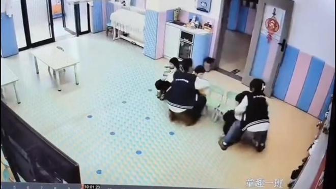 生后续来了！网友表示：这嘉奖是不是低了k8凯发国际登录地震中高中生背起同学逃(图11)